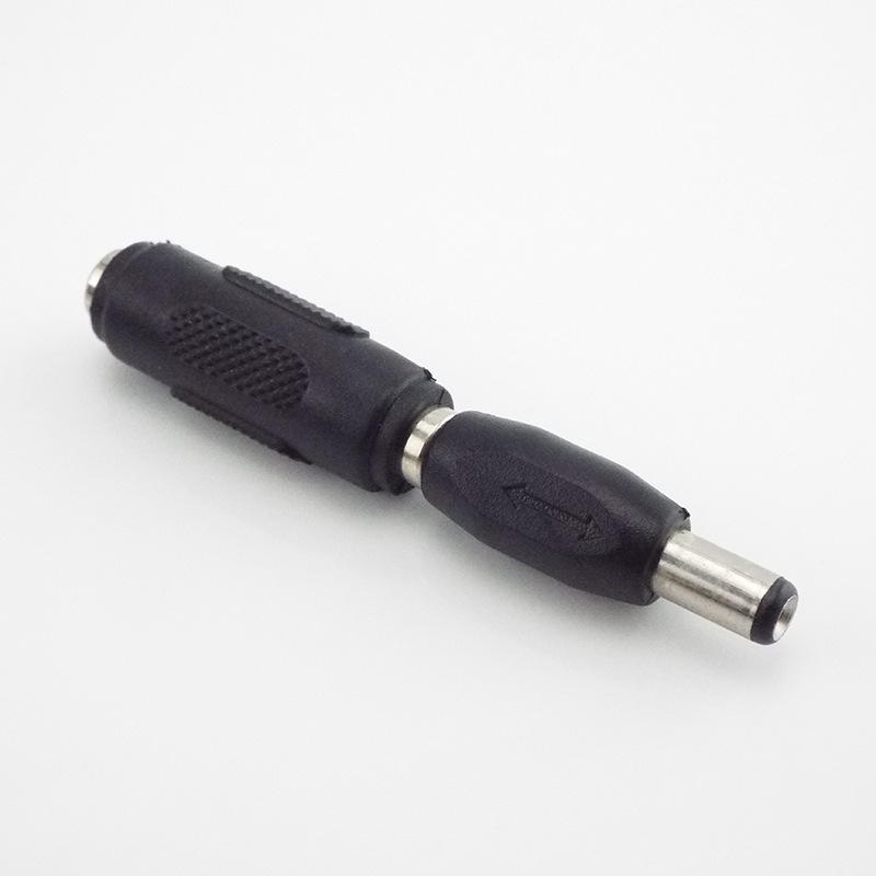 암수/암수 듀얼 수 DC5.5 * 2.1mm 스트레이트 스루 커넥터가 있는 DC12 V 전원 어댑터 [ZCH008-009]